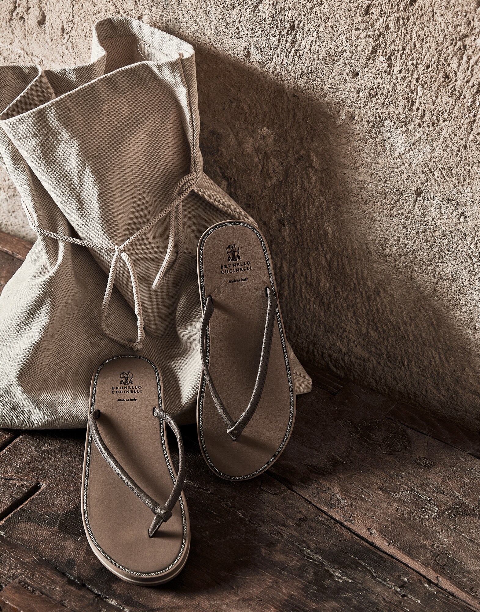 Footwear - Full look