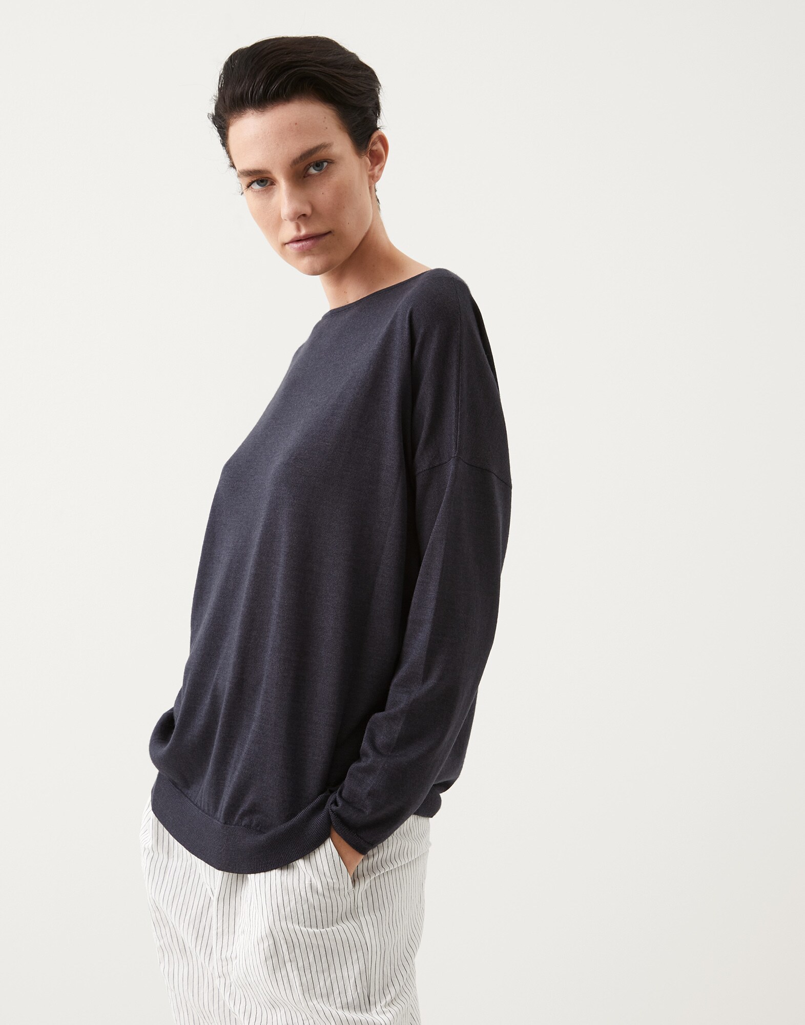 Scoop Neck - Front view