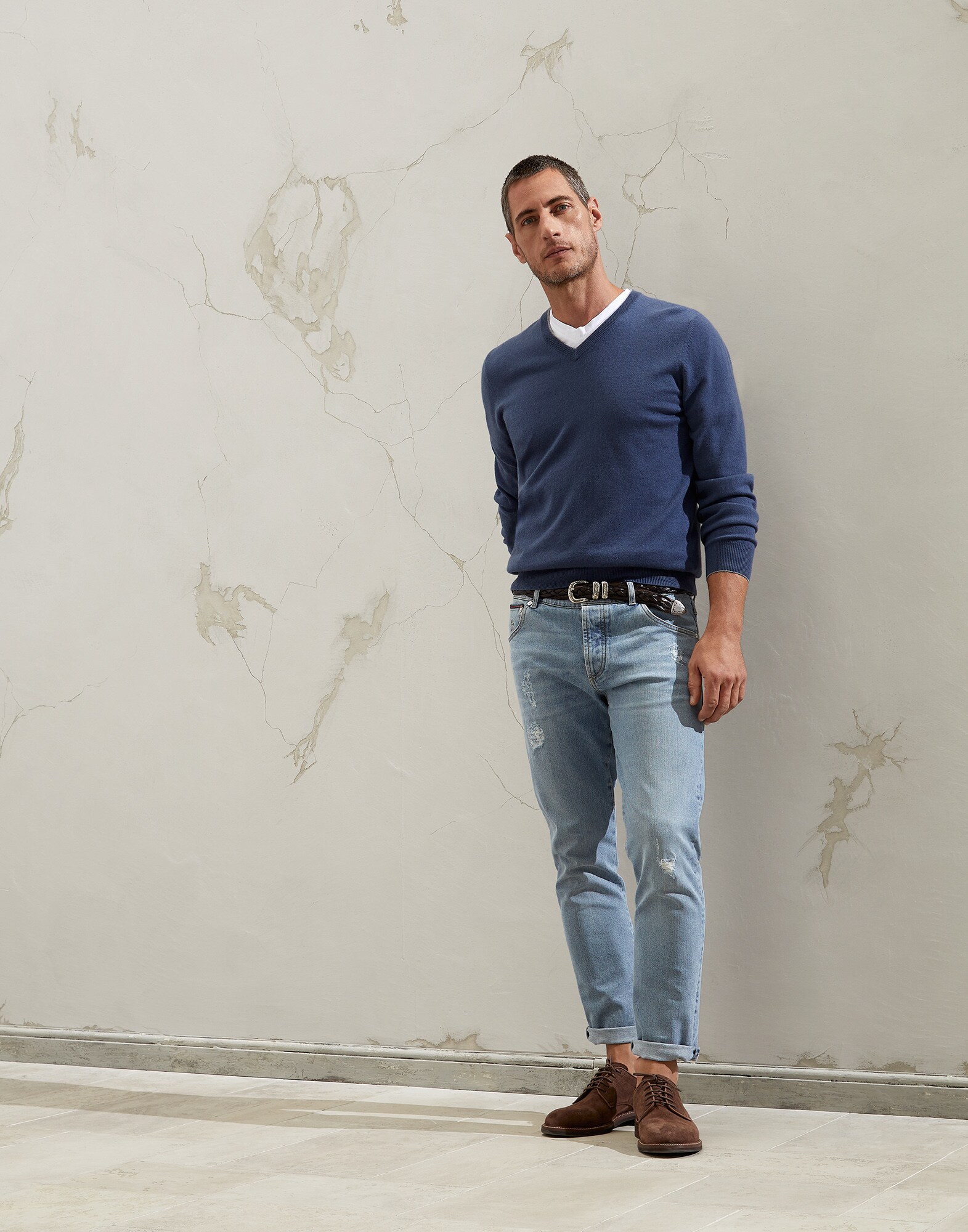 V-neck - Full look