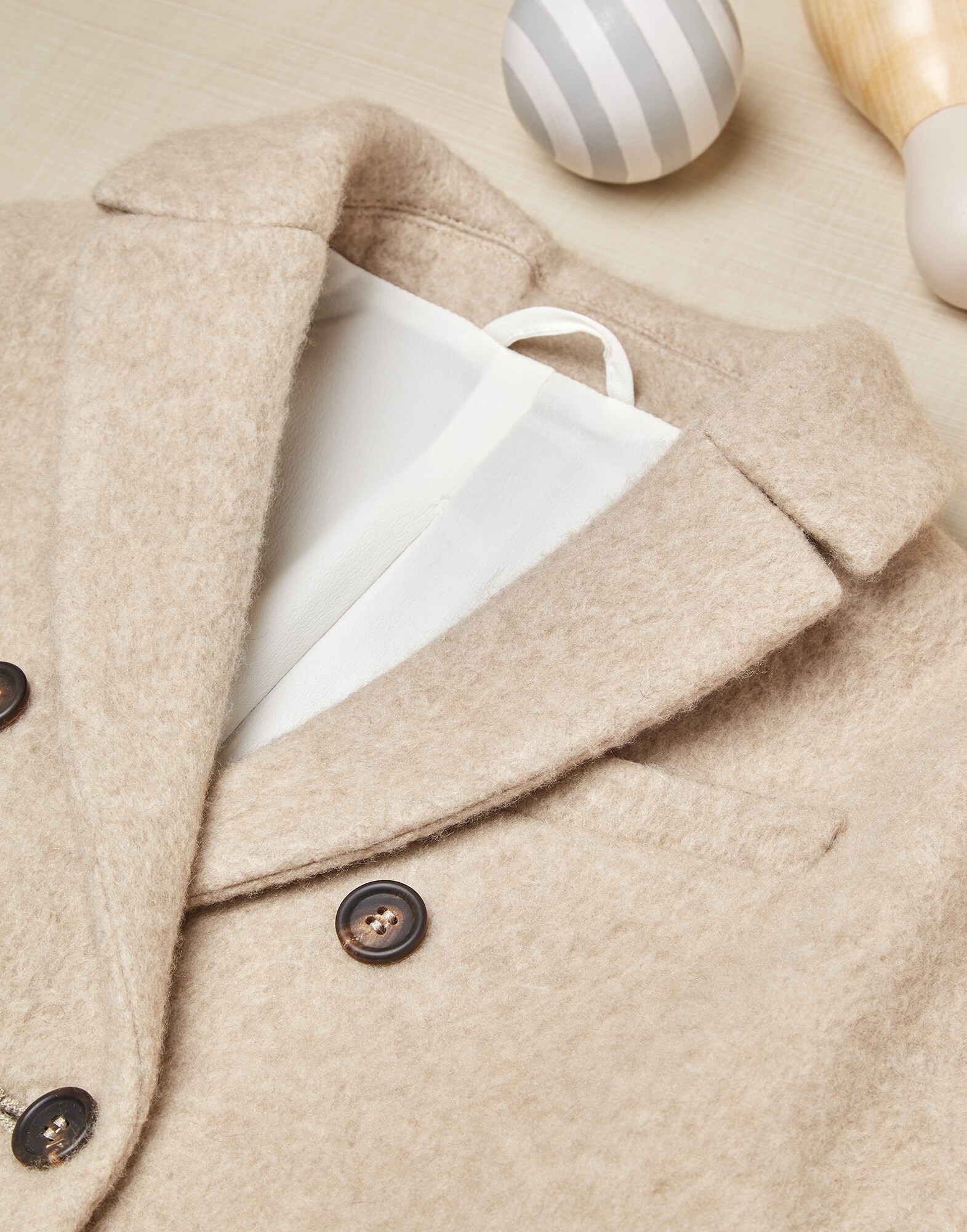 Coat - Detail