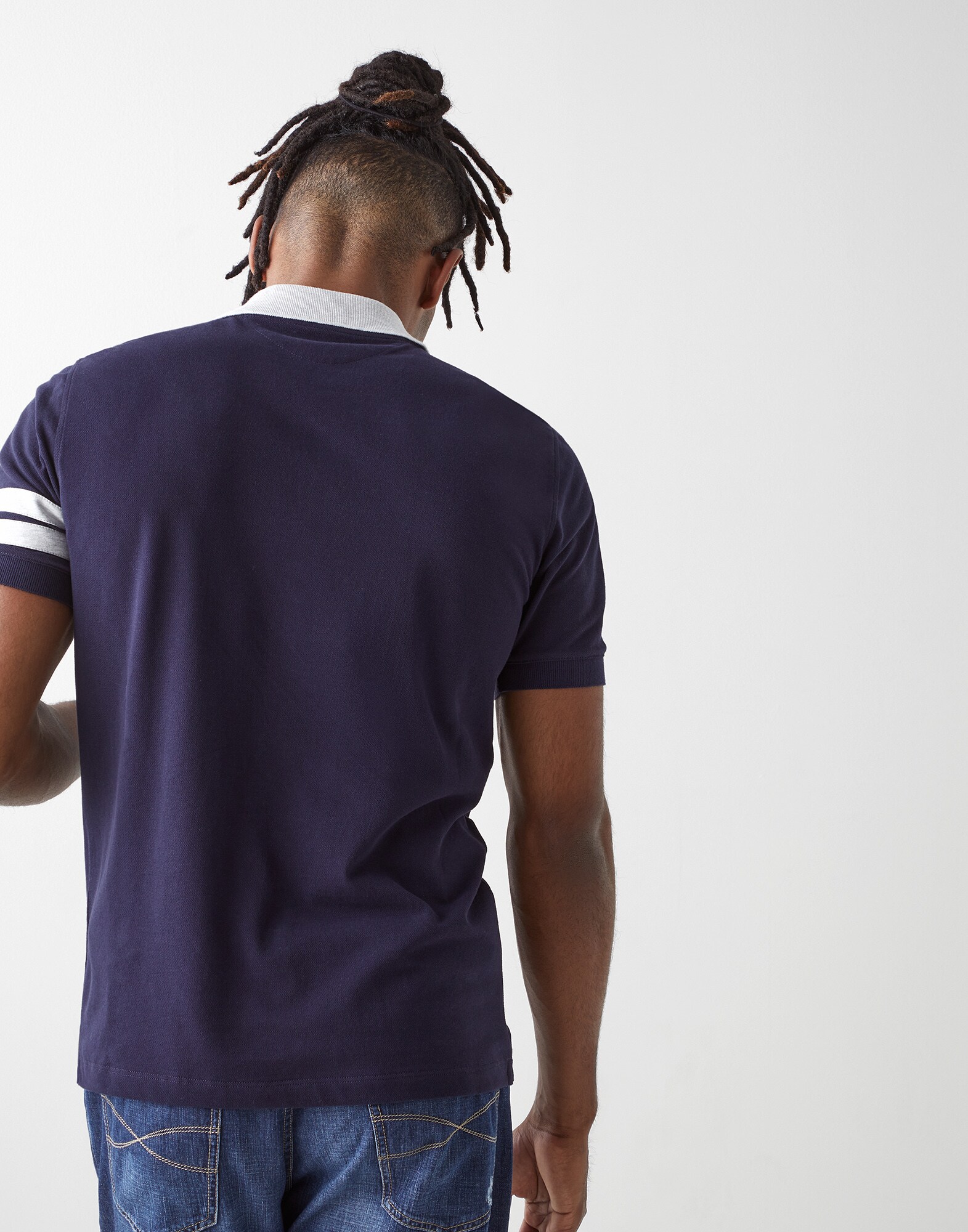 Polo - Back view