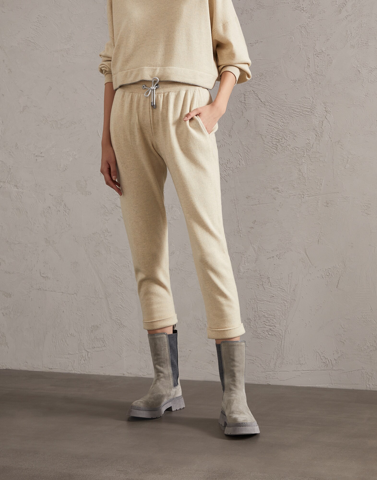 Joggers - Front view