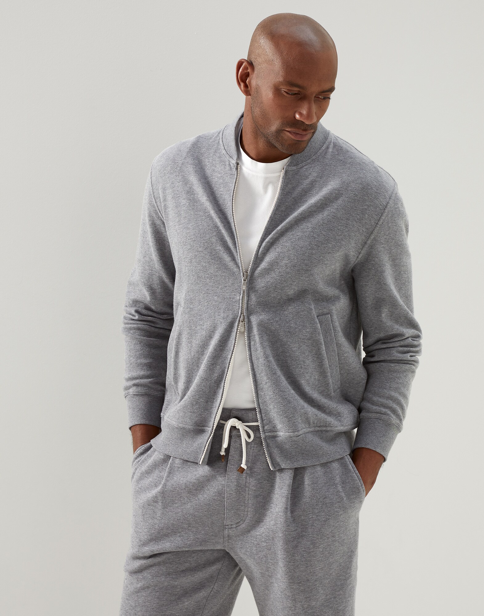 Sweatshirt - Front view
