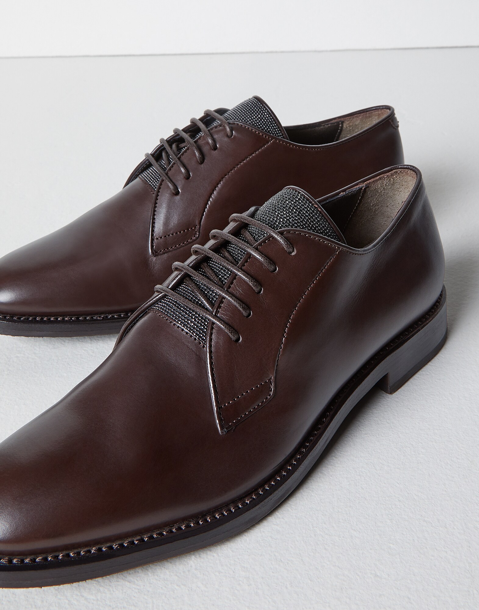 Lace-Ups - Detail