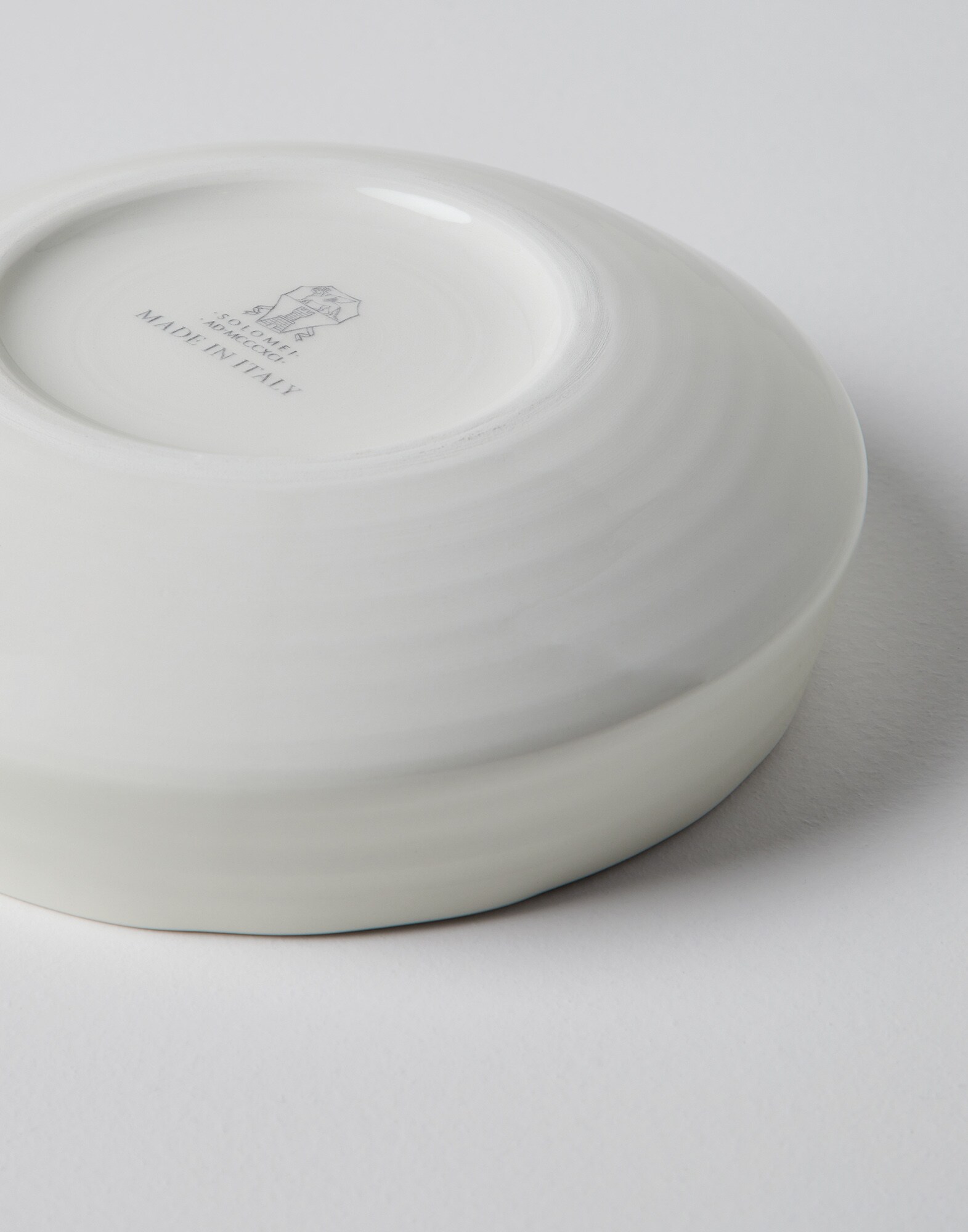 Dinnerware - Detail view