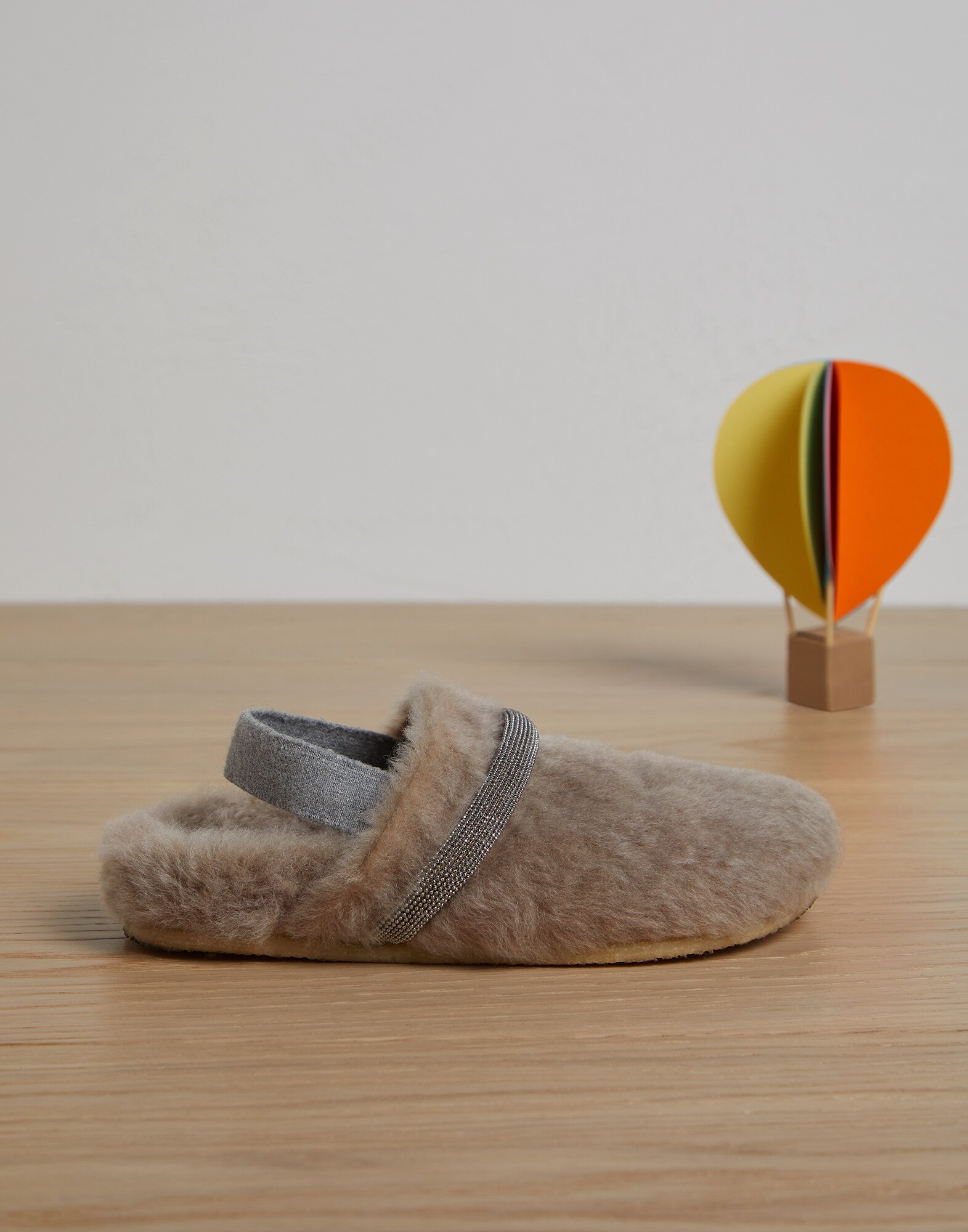 Flat Shoes - Editorial view