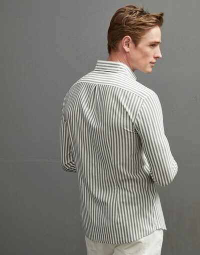 Slim - Back view