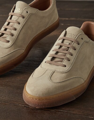 Sneakers - Detail view