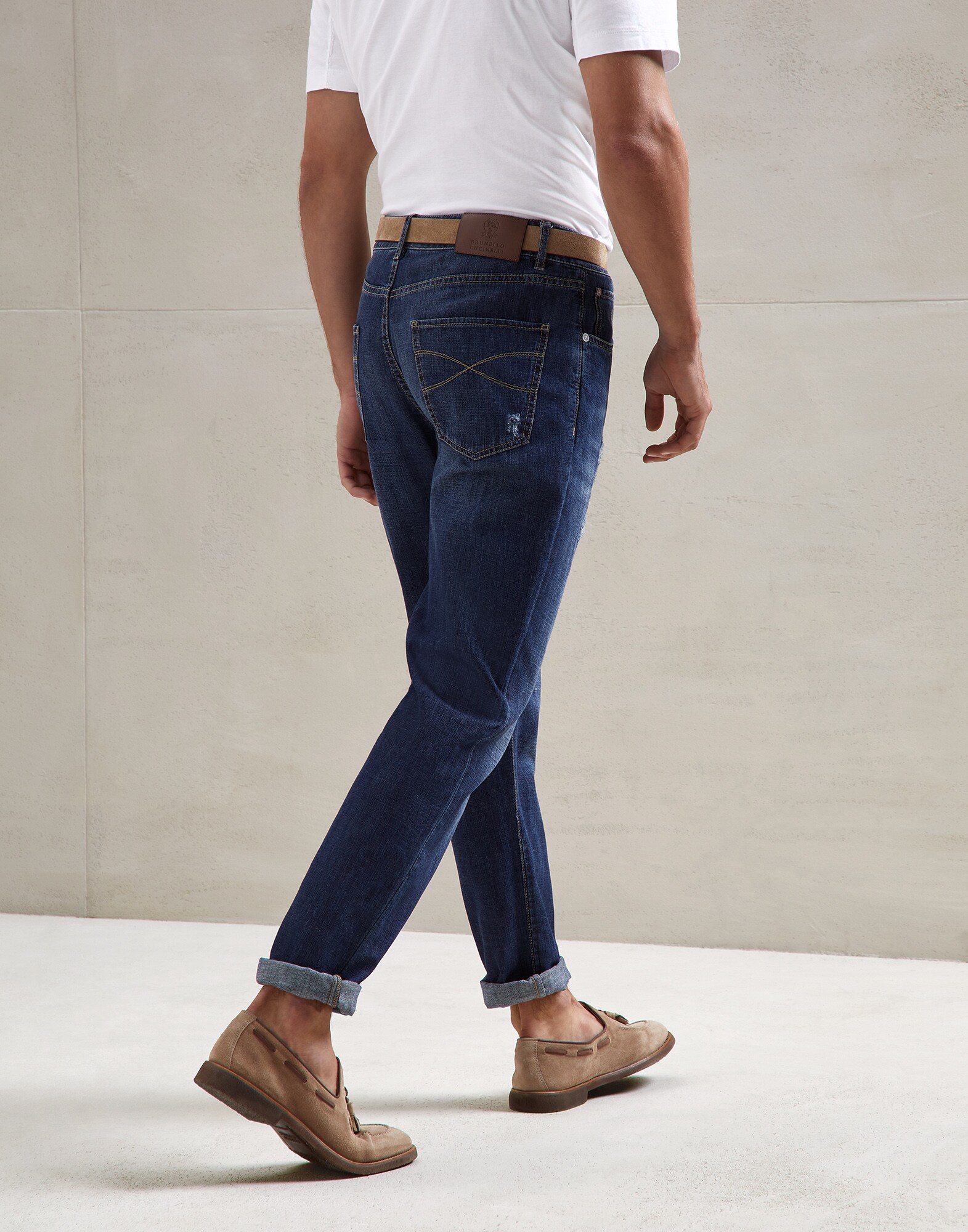 Leisure - Back view
