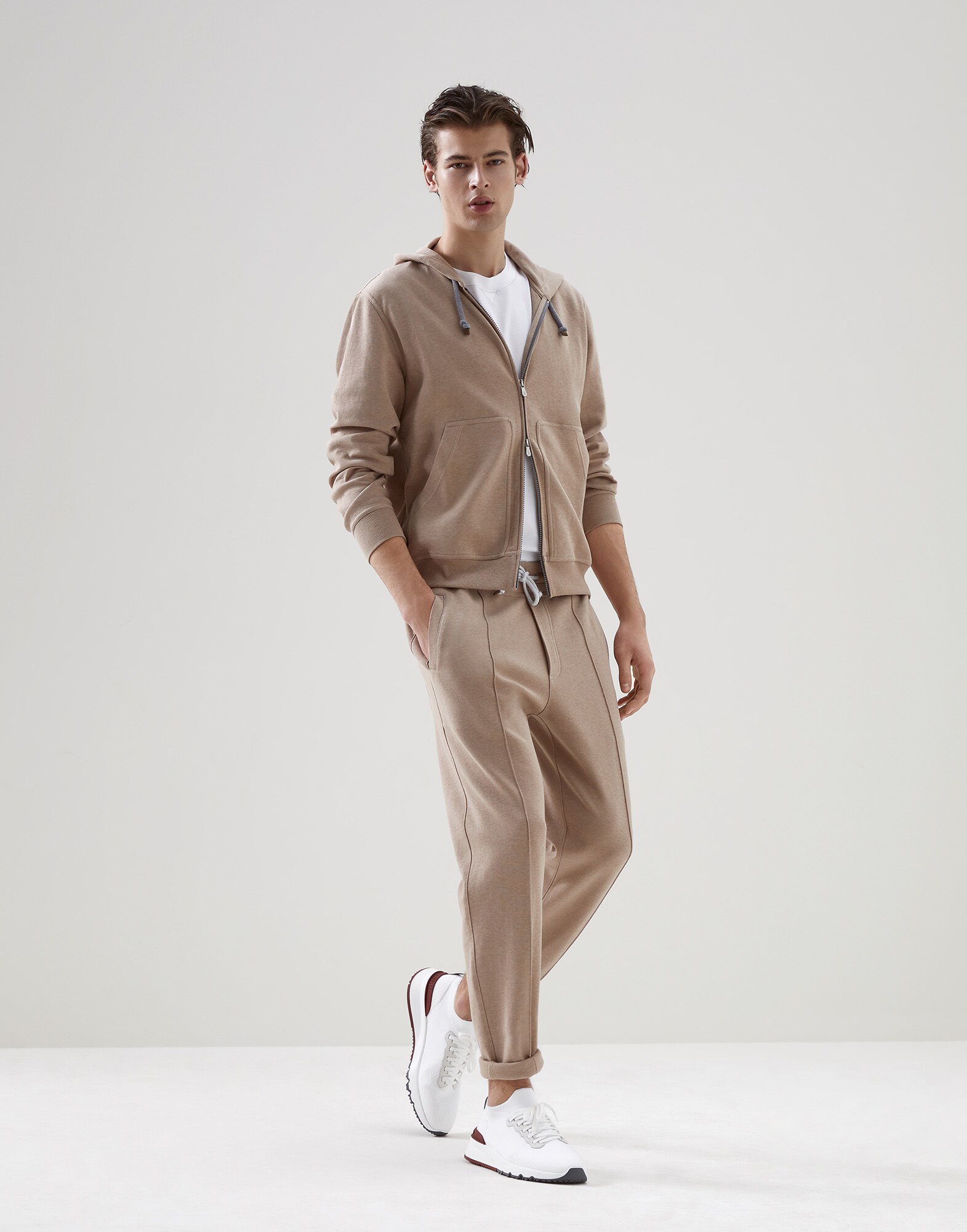 Sweatpants - Full look