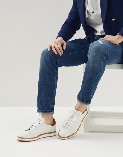 Sneakers - Editorial view