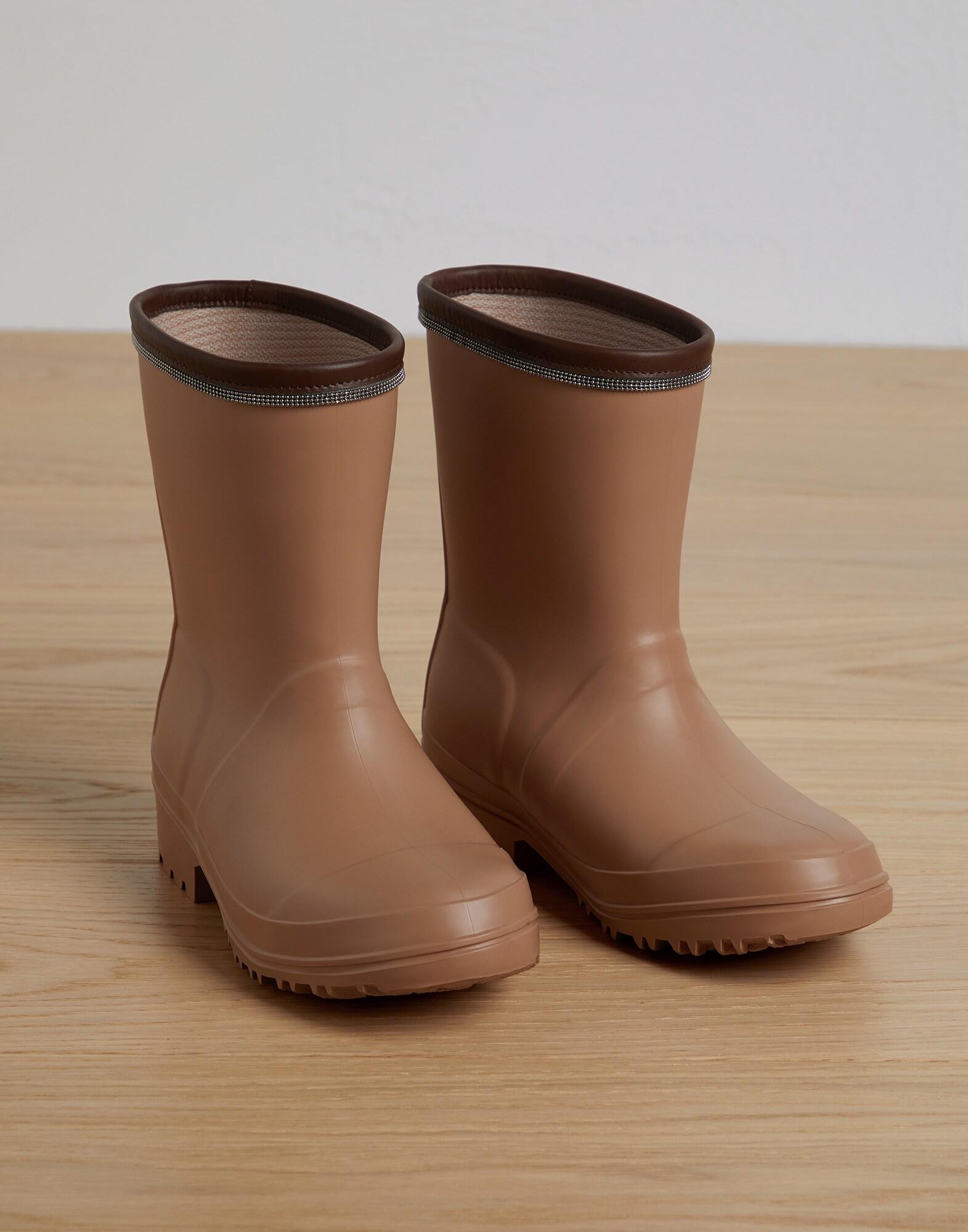Boots - Front view