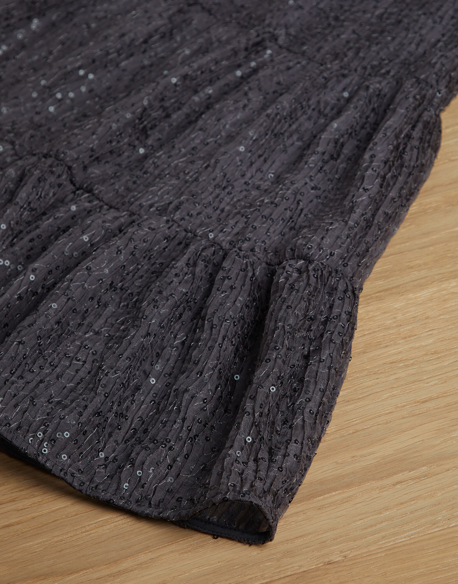 Dress - Detail view