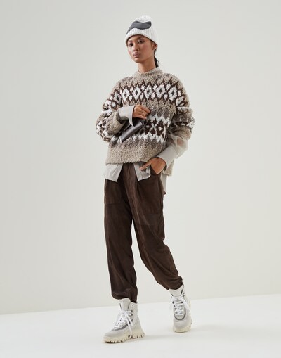 Crewneck - Full look