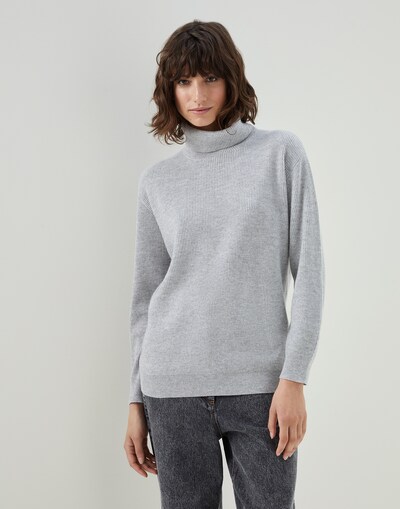 Turtleneck - Front view