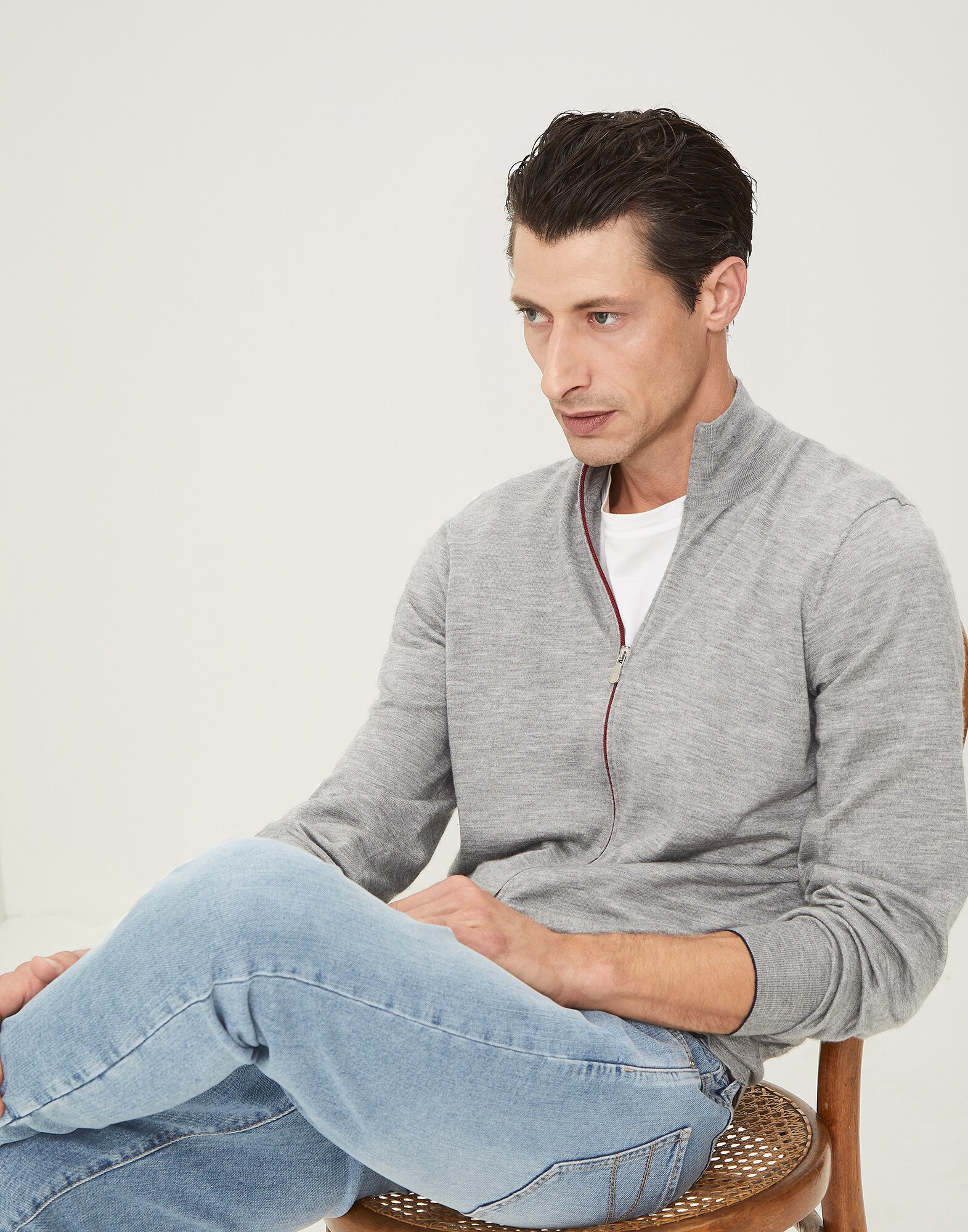 Cardigan - Editorial