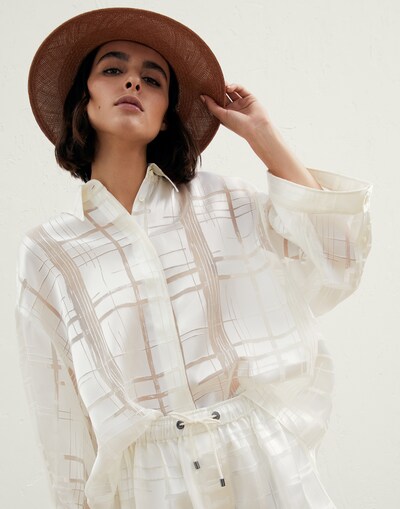 Silk Shirt - Editorial view