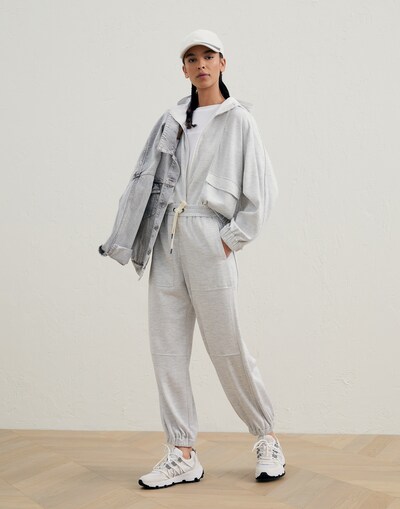 Sweatshirt - Full look