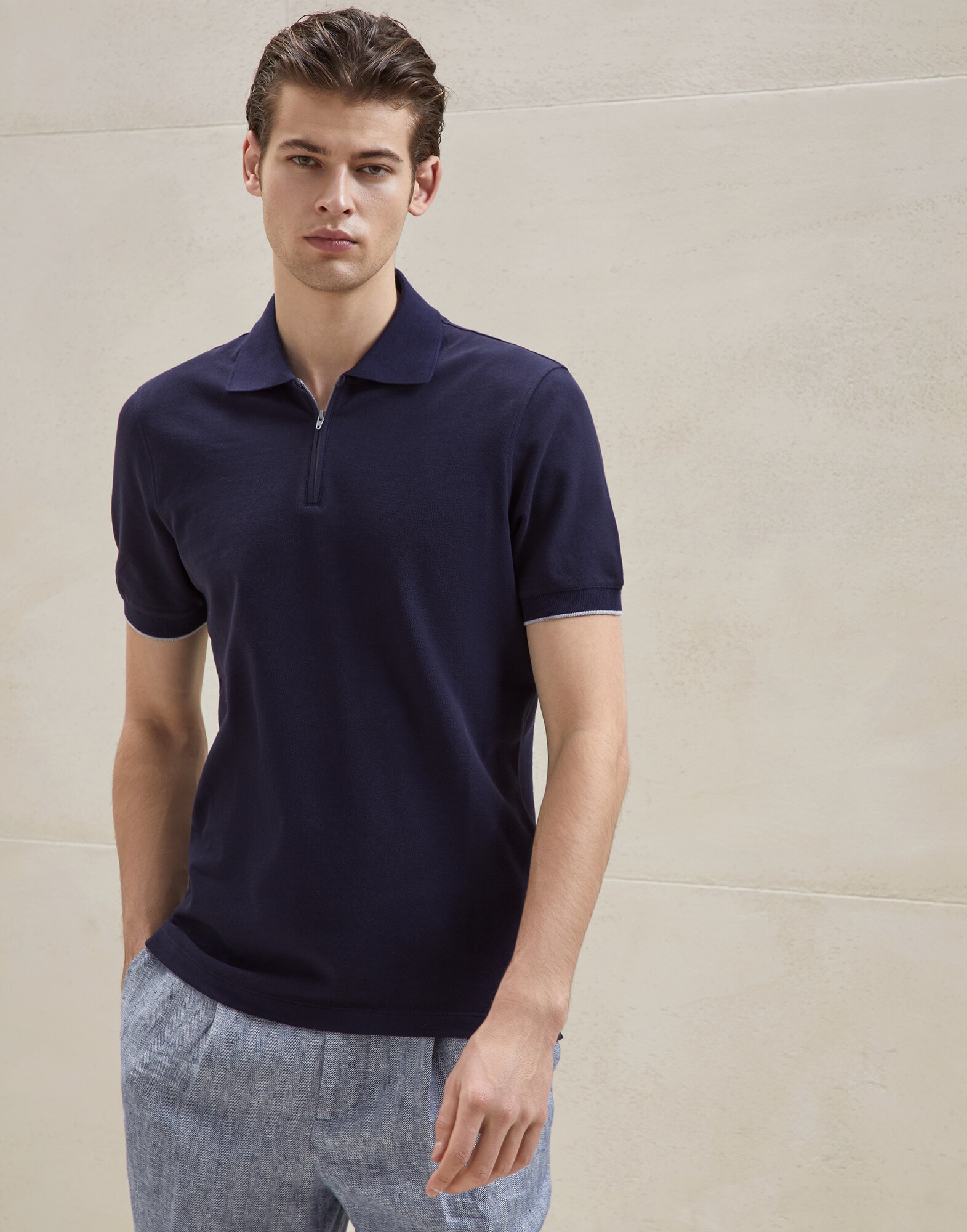 Polo - Front view