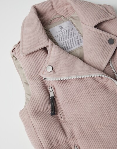 Down Jacket - Detail view