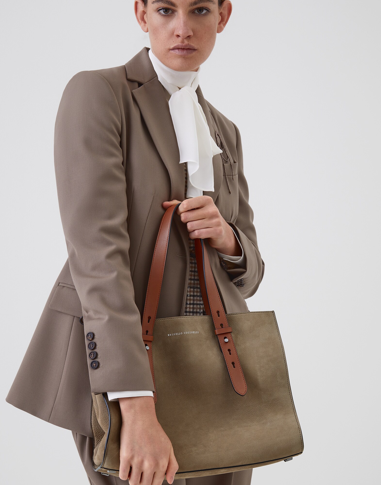 Shopper Bag - Editorial view