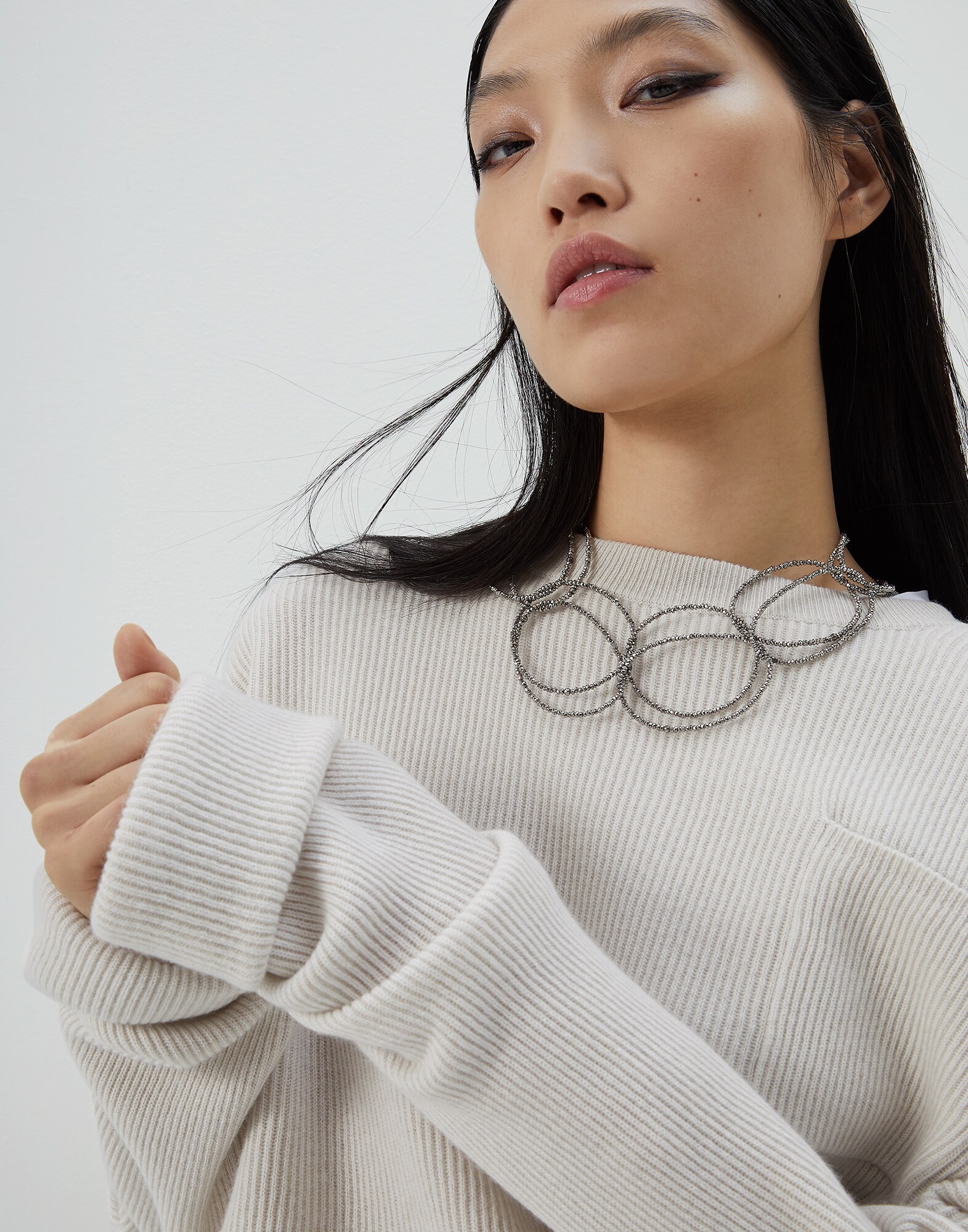 项链 - Editorial