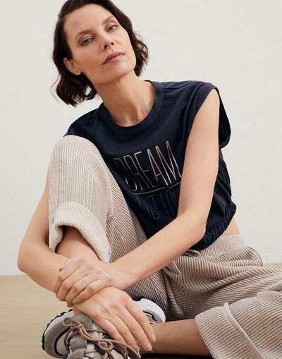 Short Sleeve T-Shirt - Editorial view