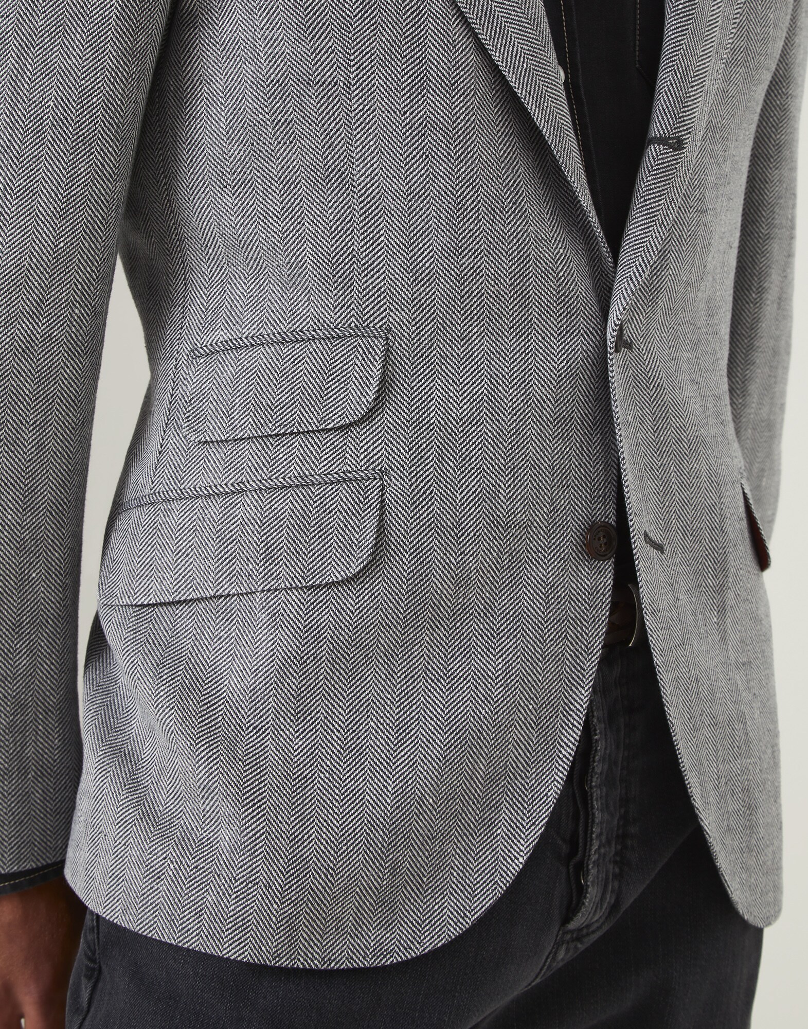 Single Breasted Blazer - Detail