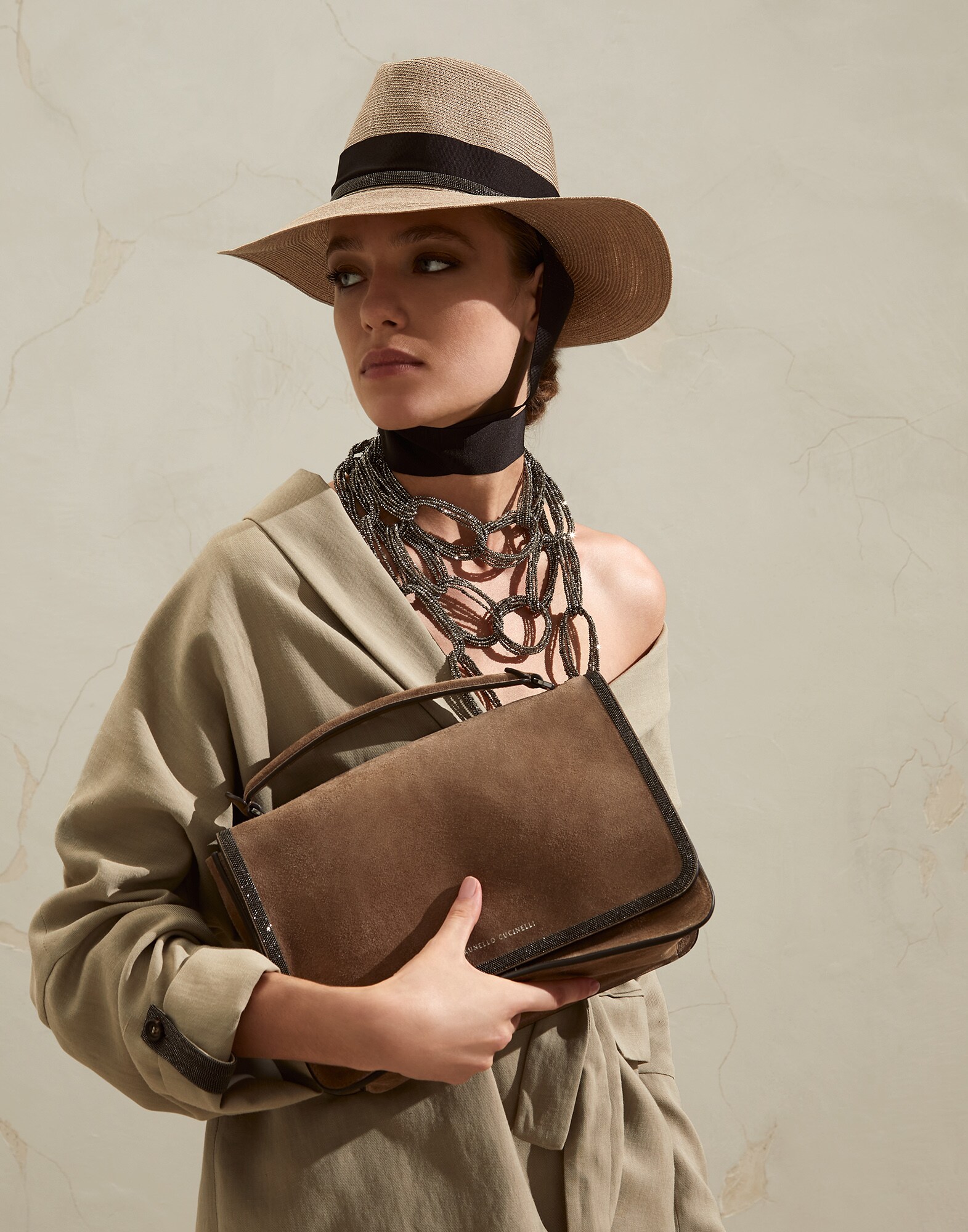 Shoulder Bag - Editorial view
