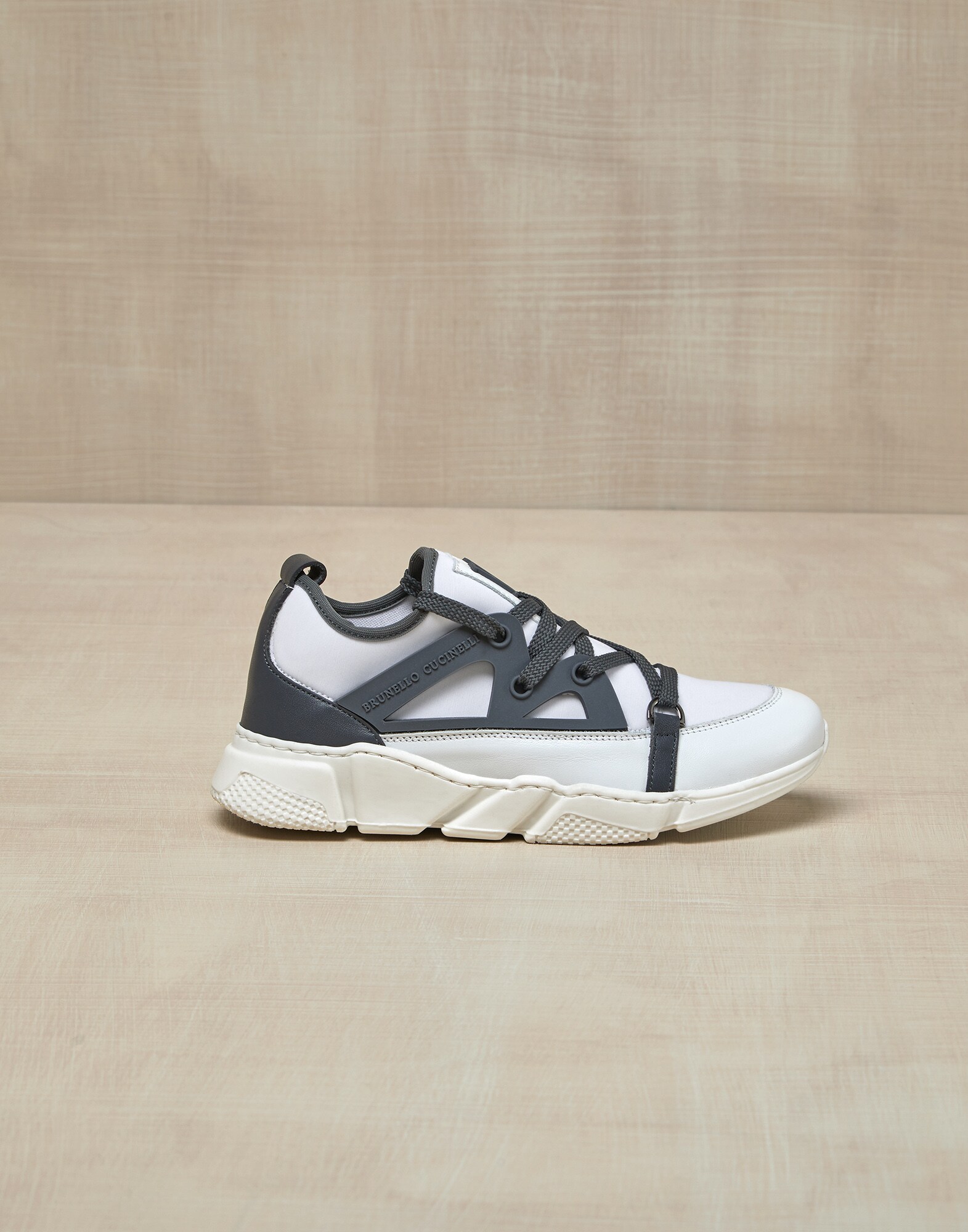 Sneakers - Editorial view