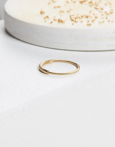 Ring - Detail view