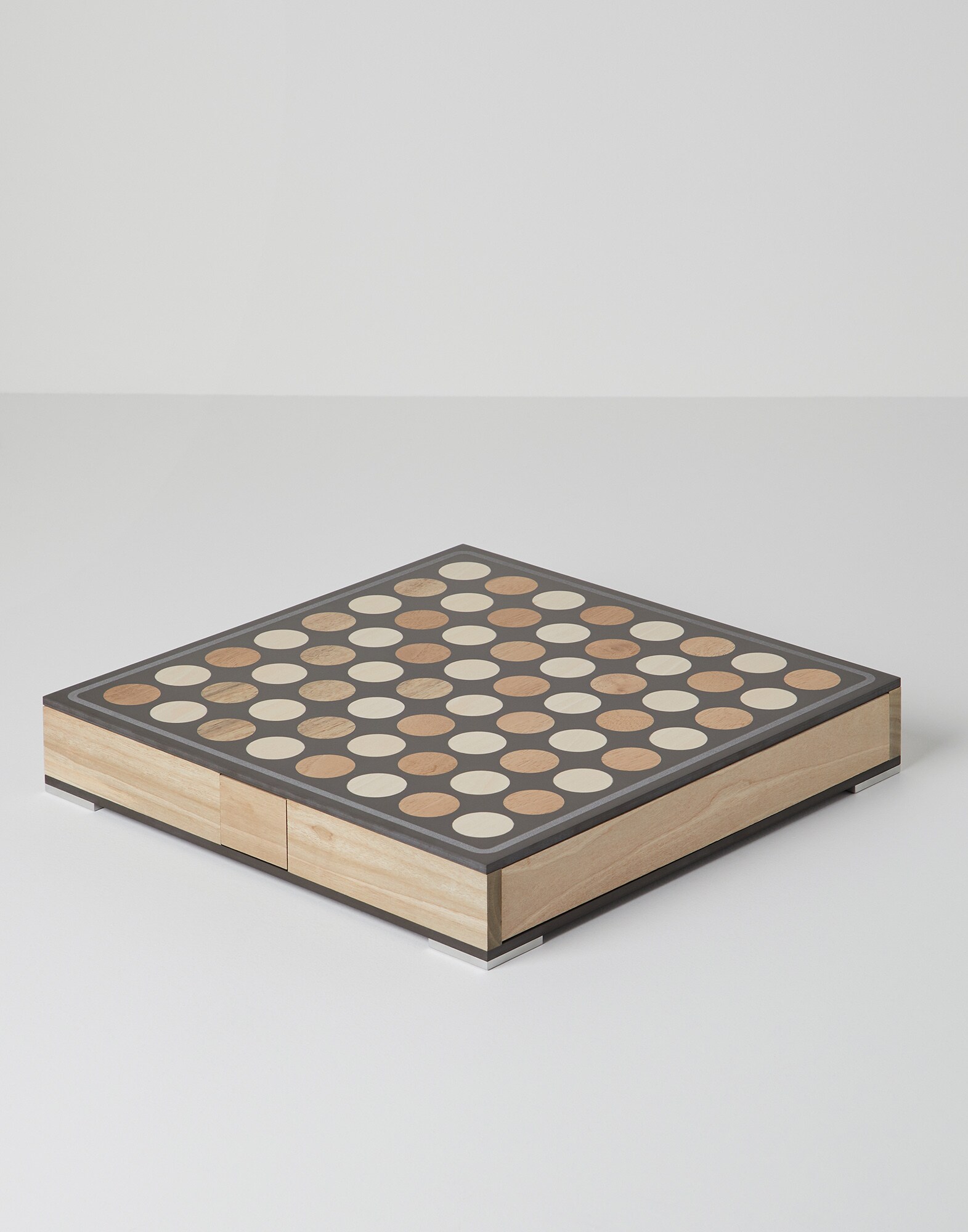 Chess and draughts set