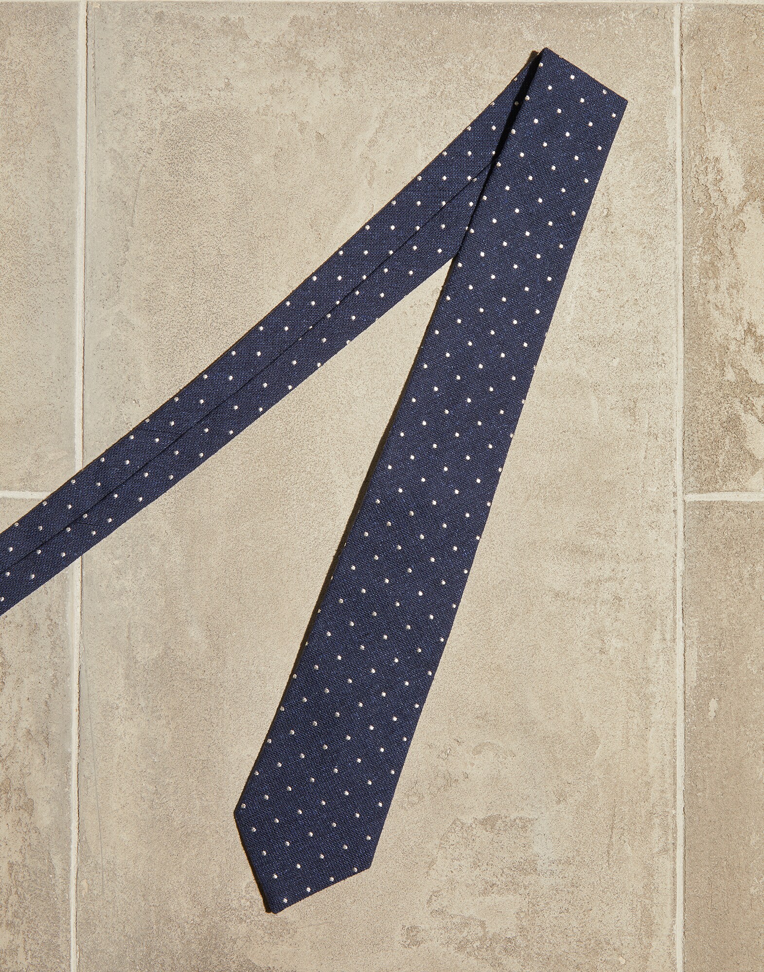 Tie - Front view