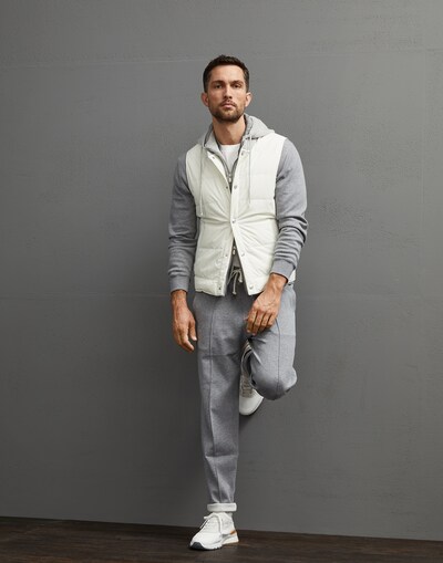 Sweatshirt - Full look