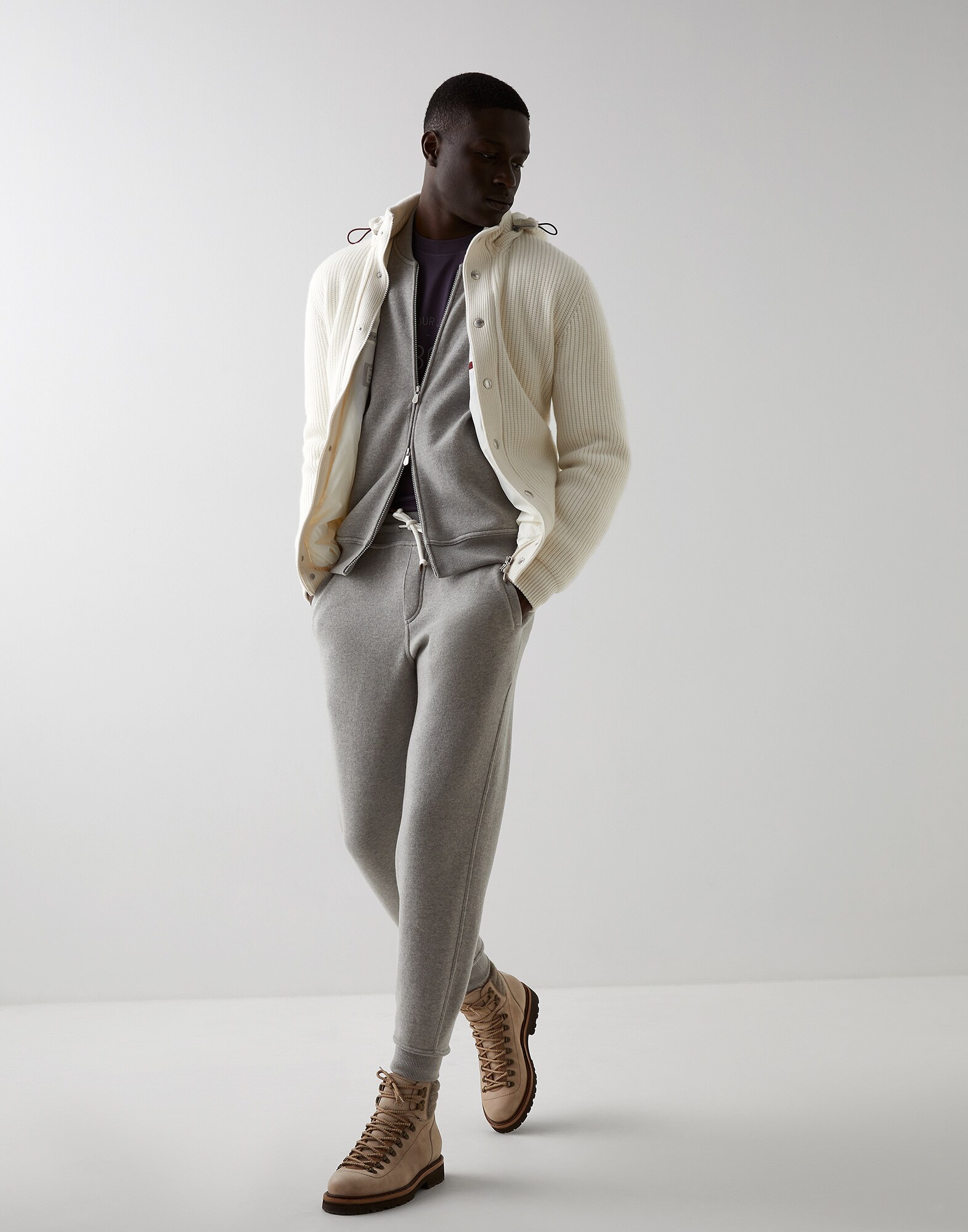 Sweatshirt - Full look
