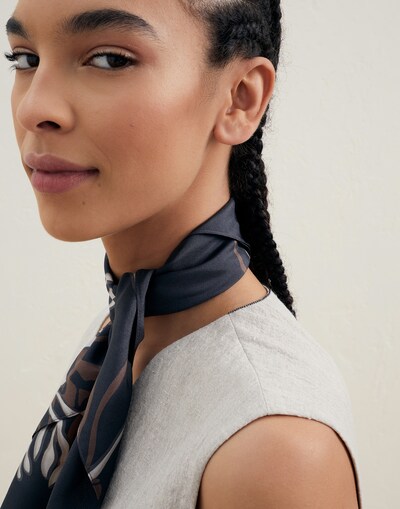 Vest - Detail view