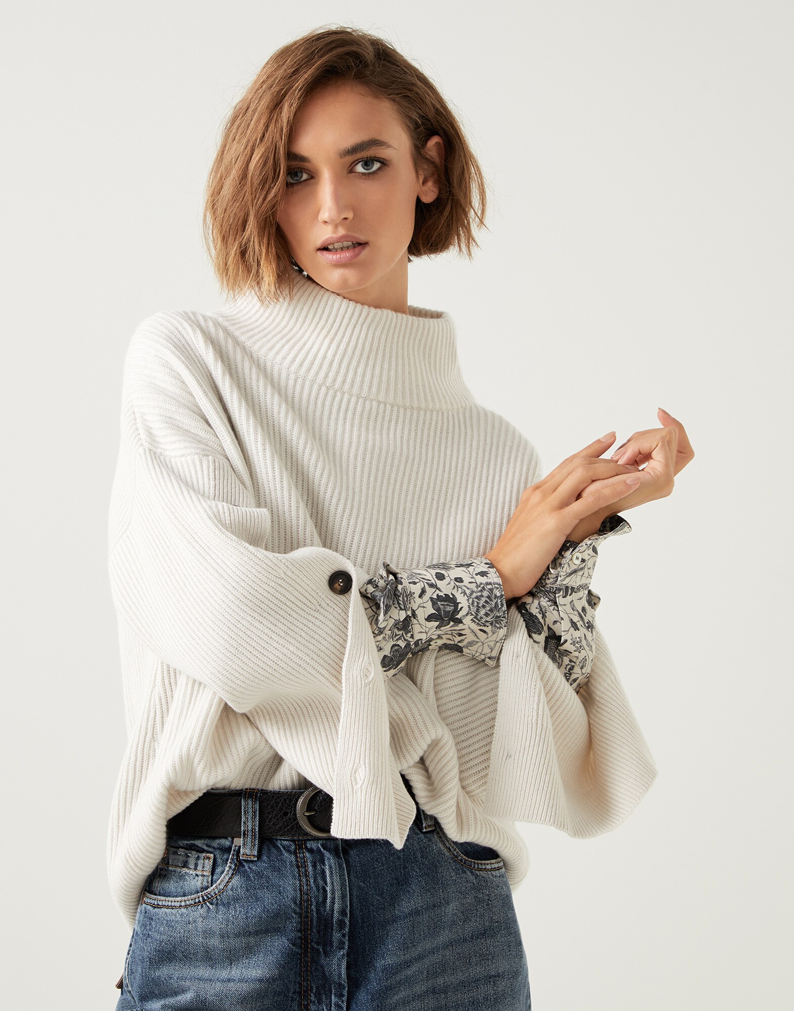 Turtleneck - Editorial view