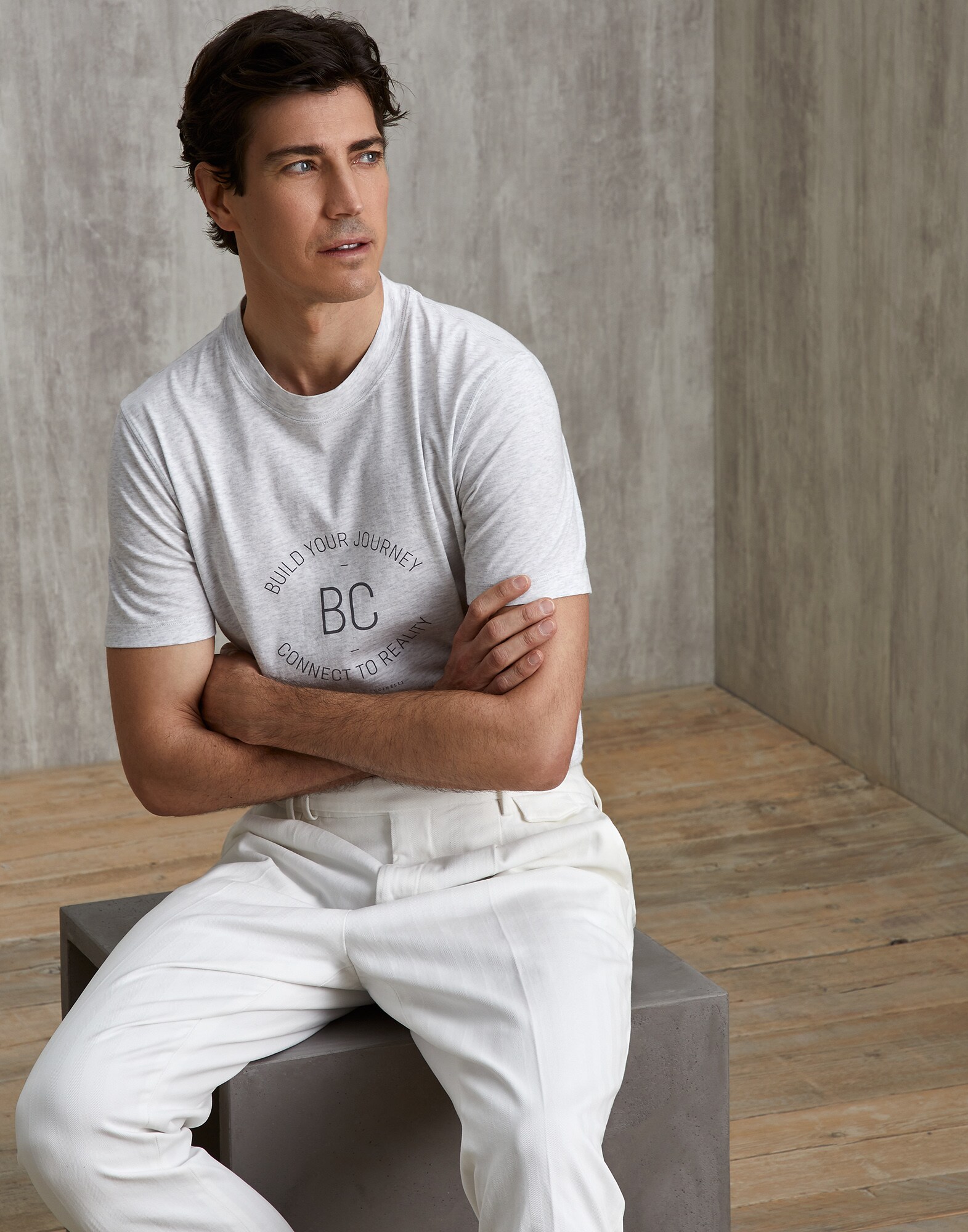 Short Sleeve T-Shirt - Editorial view