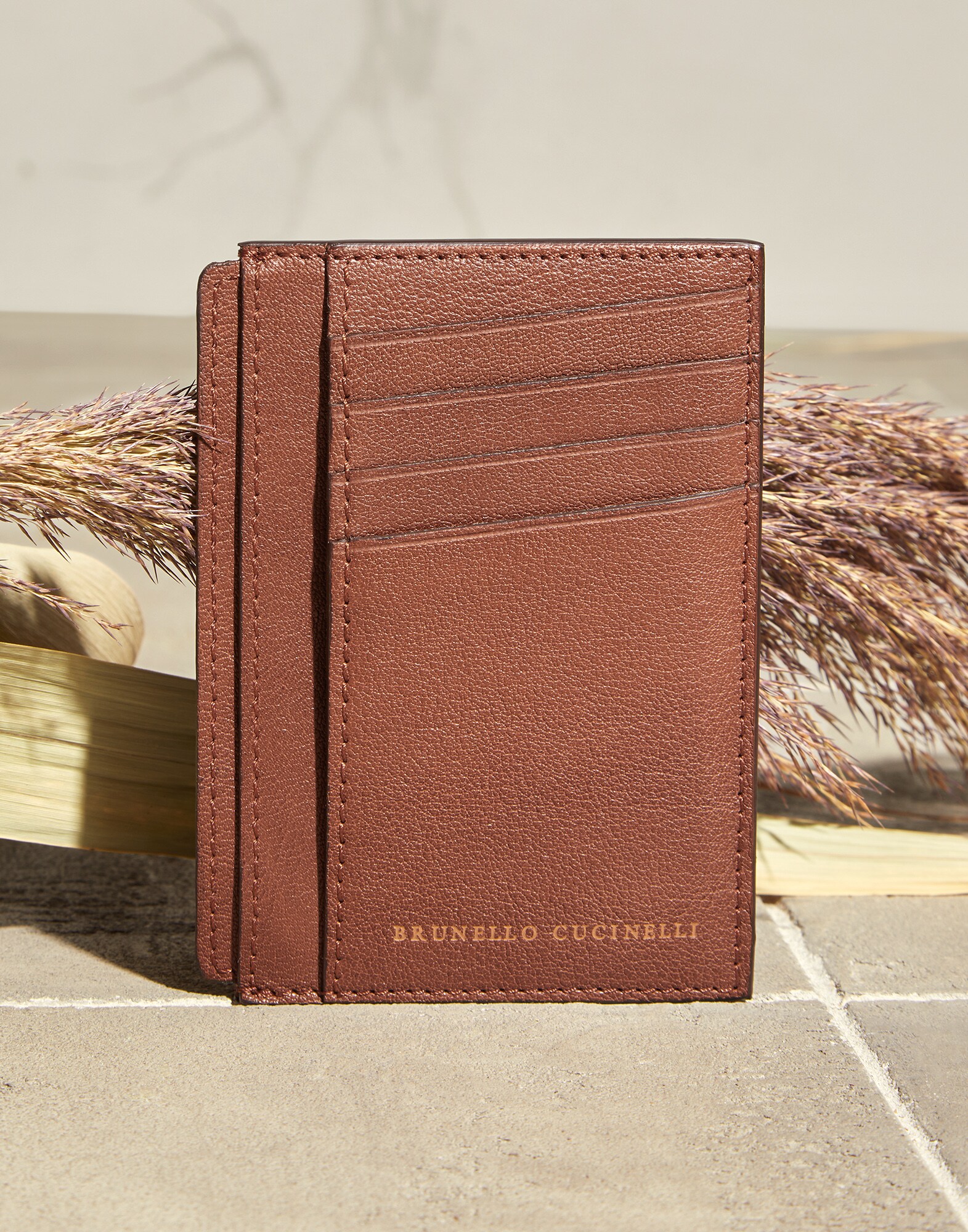 Card Holder - Front view
