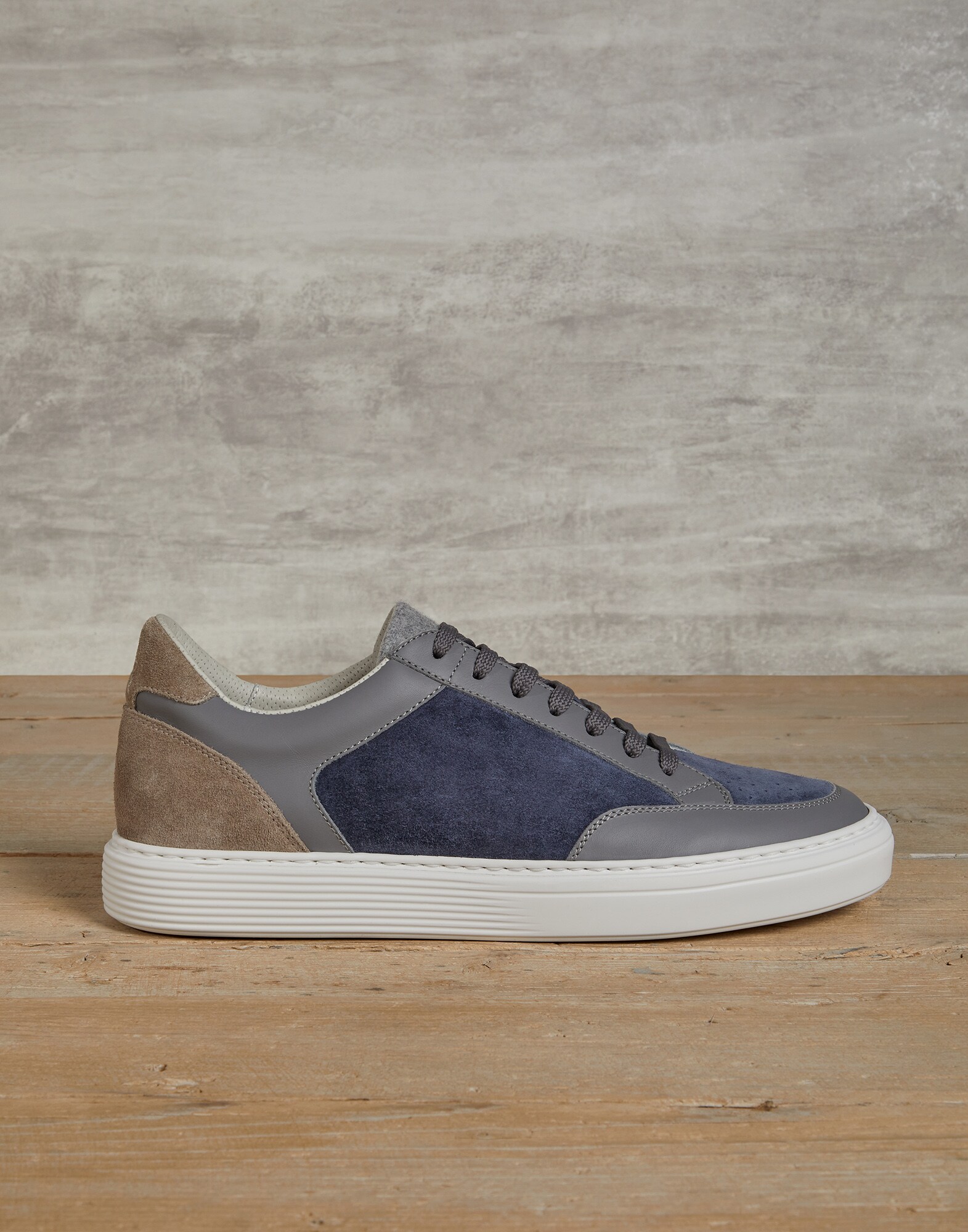 Sneakers - Full look