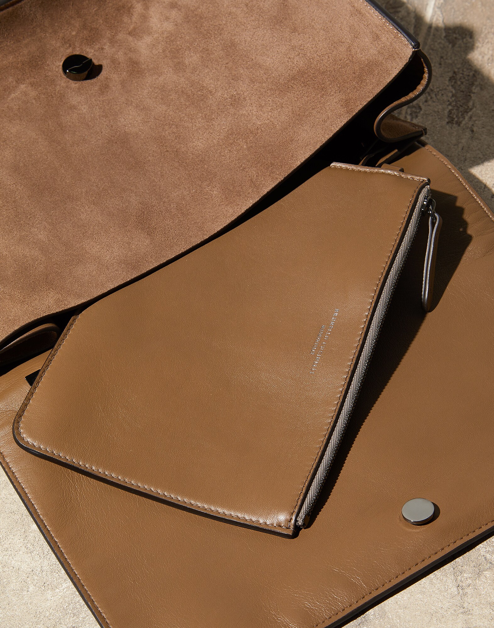 Shoulder Bag - Full look