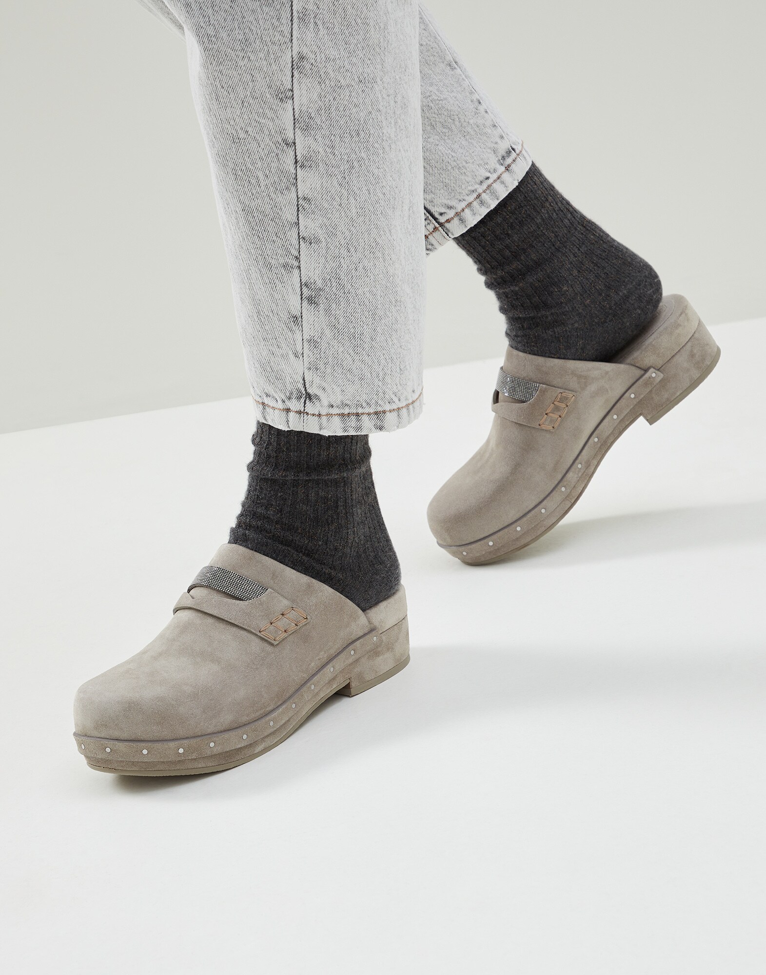 Mules - Editorial view