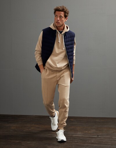 Sweatshirt - Full look