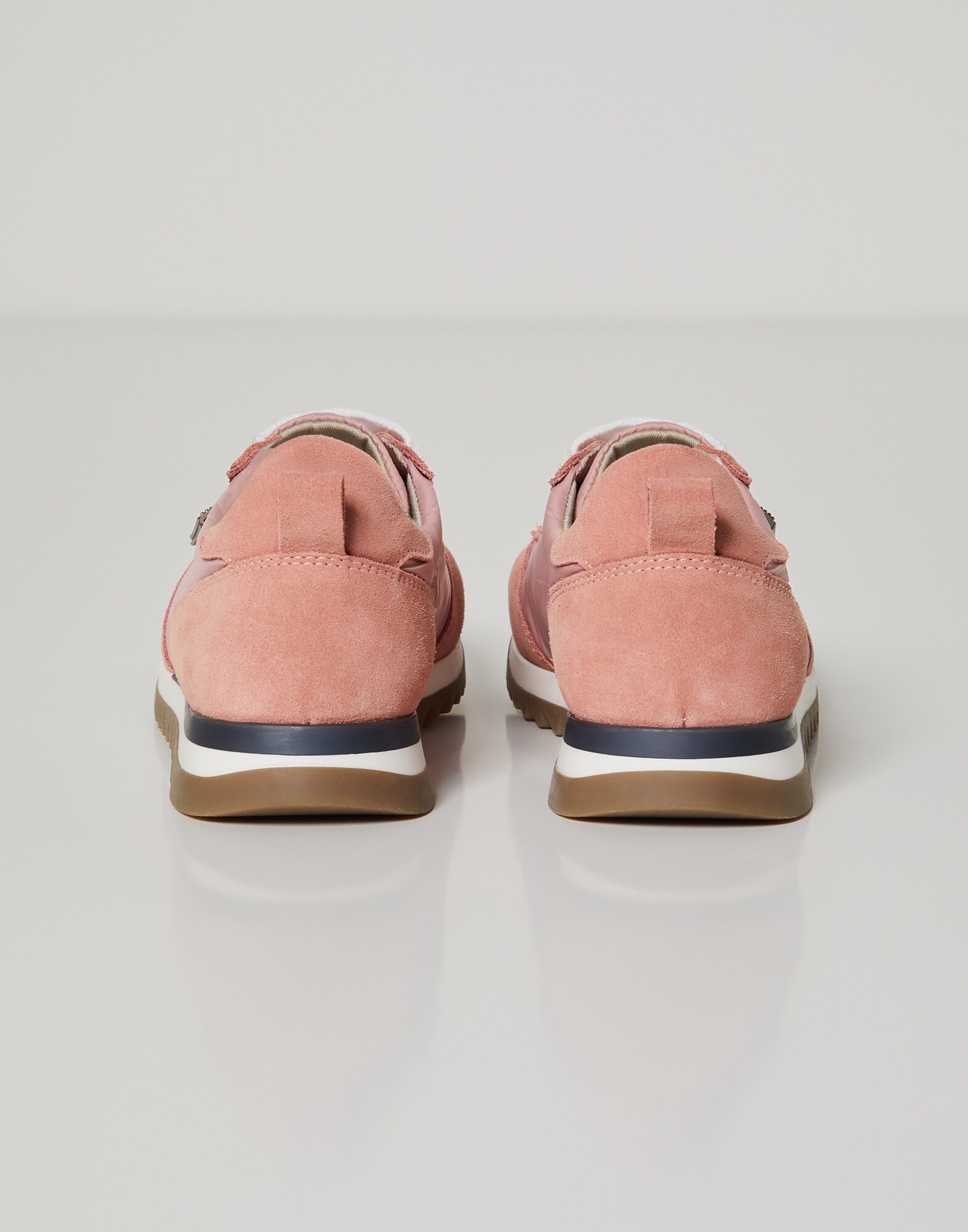 Sneakers - Back view
