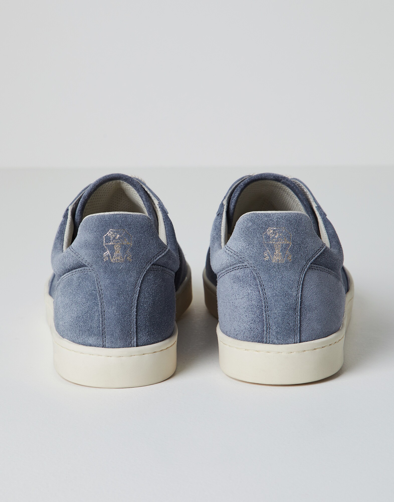 Sneakers - Back view
