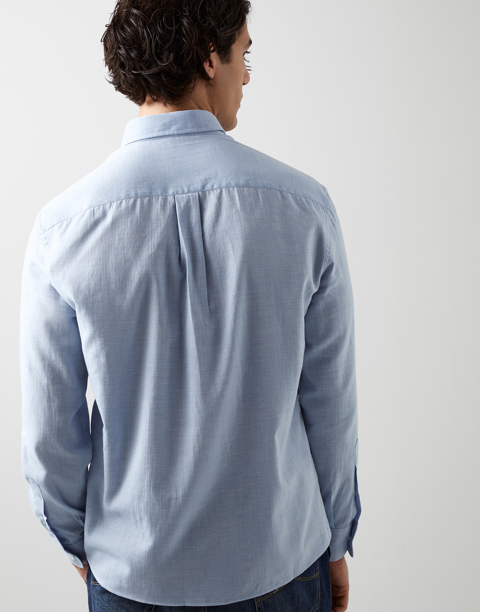 Loose - Back view