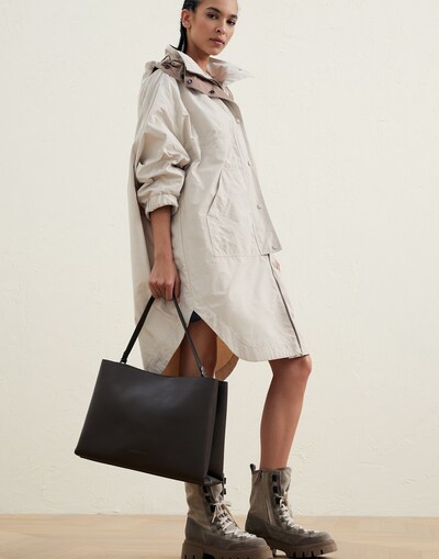 Shopper - Editorial view