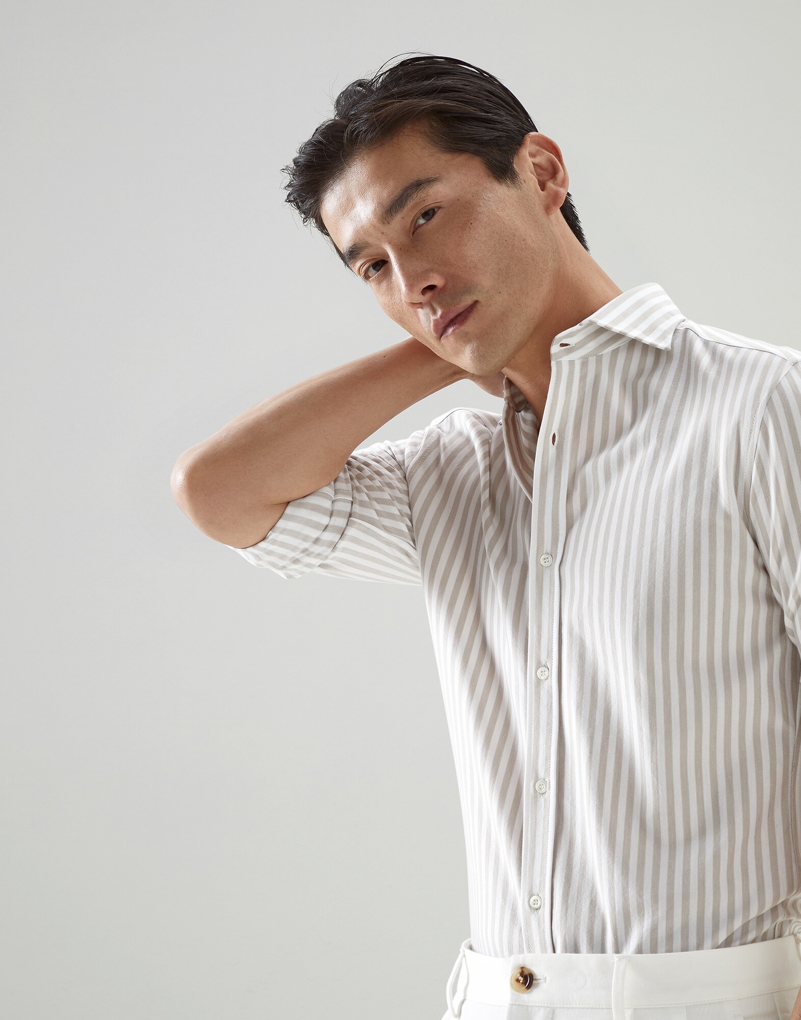 Slim - Editorial view