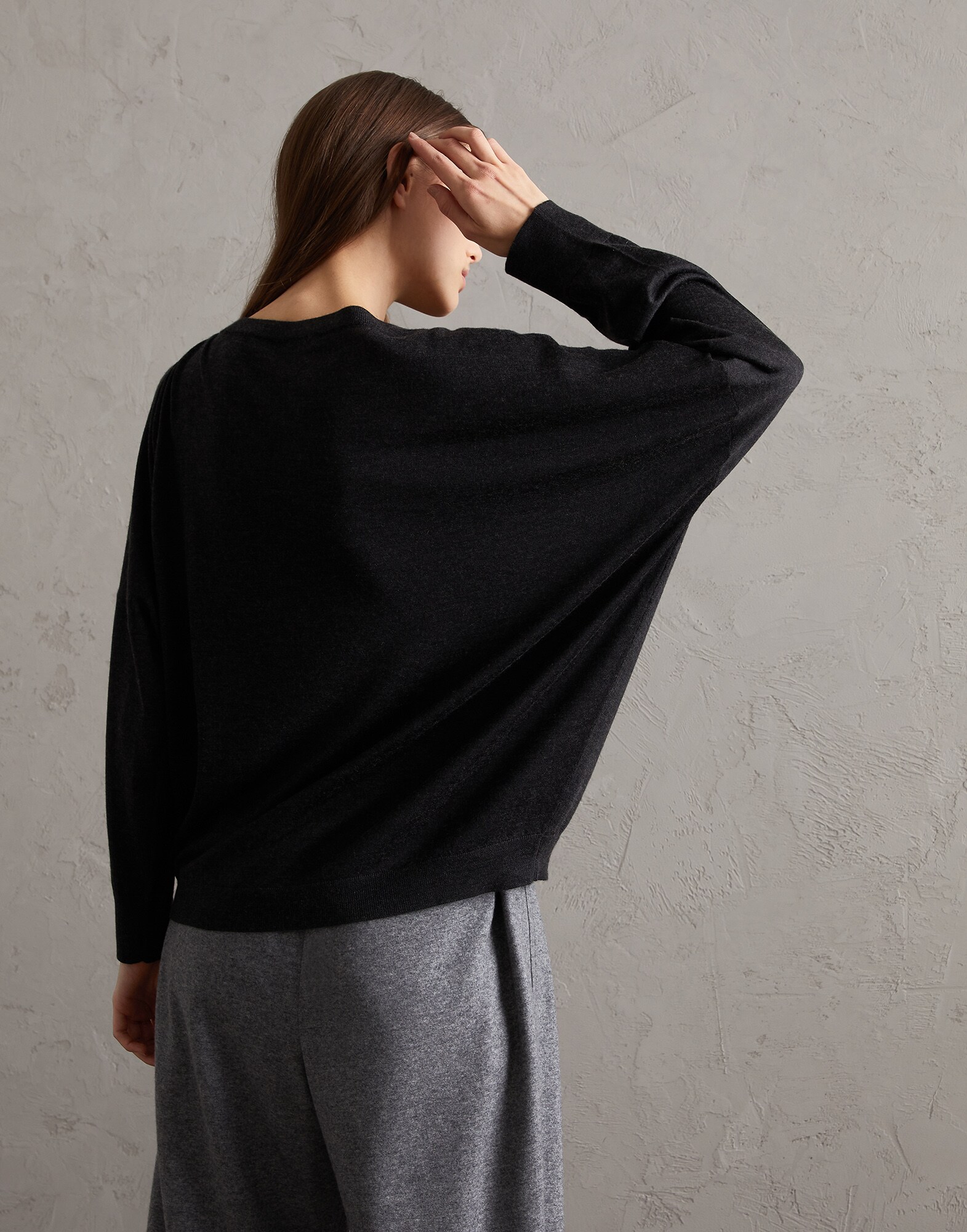 Scoop Neck - Back view