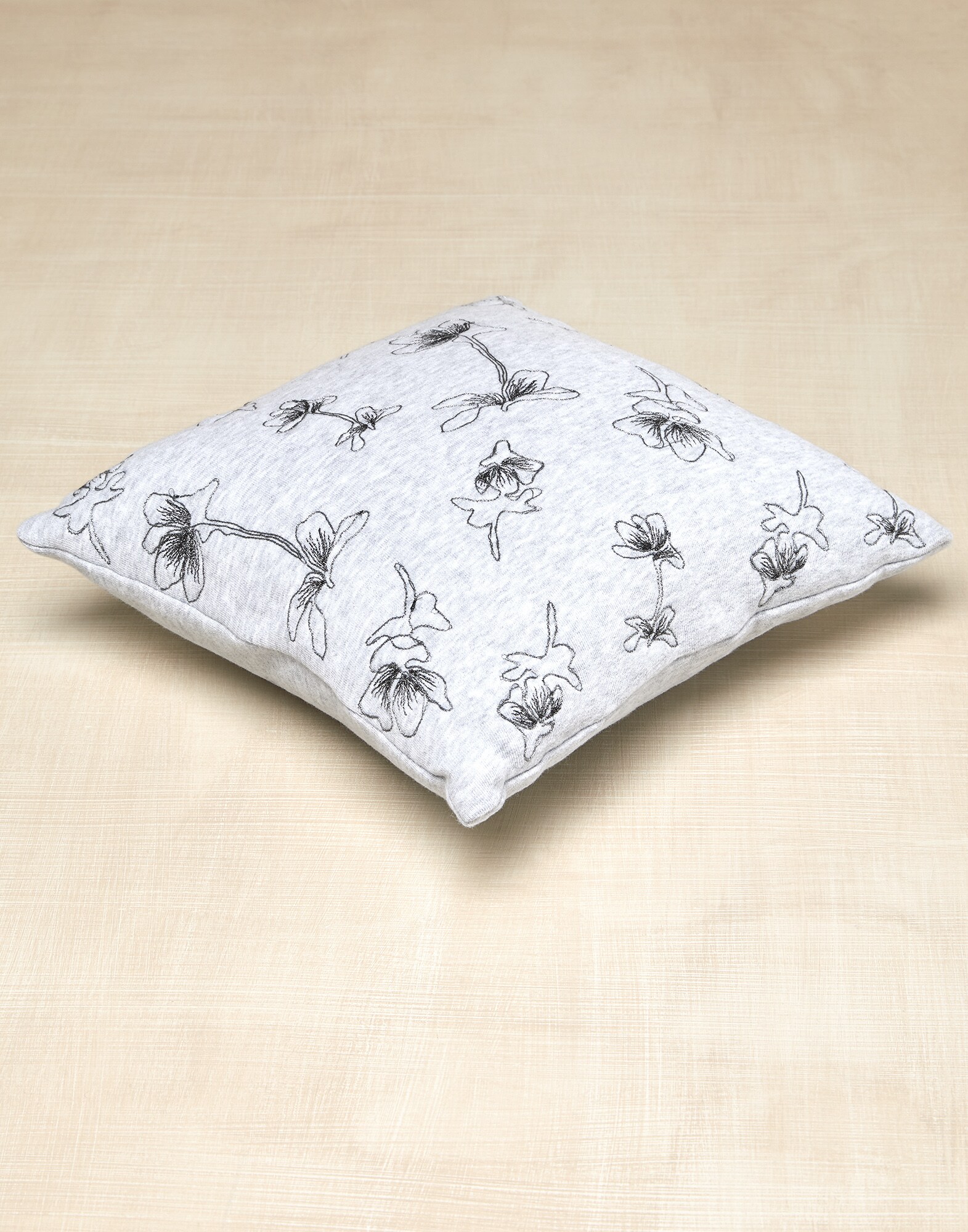 Blankets & Cushions - Back view